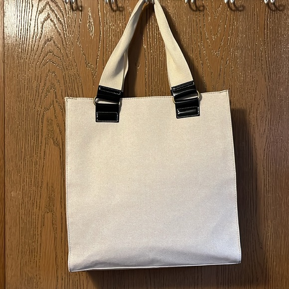 Jason Wu cat bag. New with tags. Never used - Picture 3 of 3